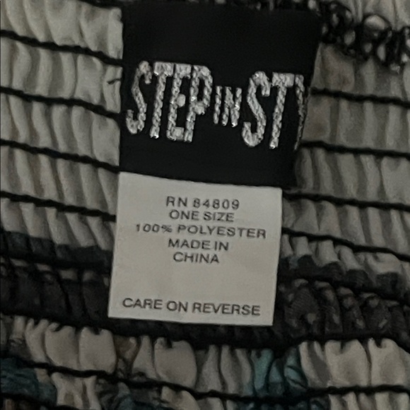 (STEP IN STYLE)Peacock Print Spaghetti Strap women’s Dress with Stretch Waist - Picture 13 of 17